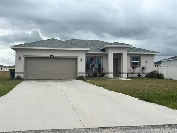$1,995 | 423 Churchill Court, Kissimmee, FL 34759