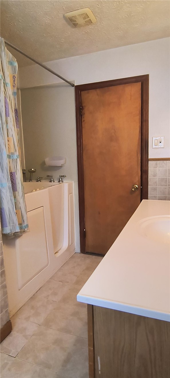4455 East Kitridge Road Dayton, OH 45424 - Photo 33 of 58