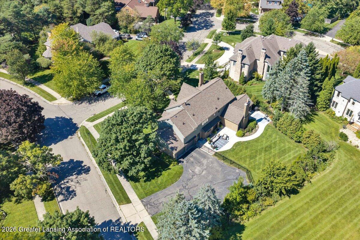 1352 Foxcroft Road East Lansing, MI 48823 - Photo 55 of 61 53-DJI_20260911133458_0005_D_ADNPHOTOGR