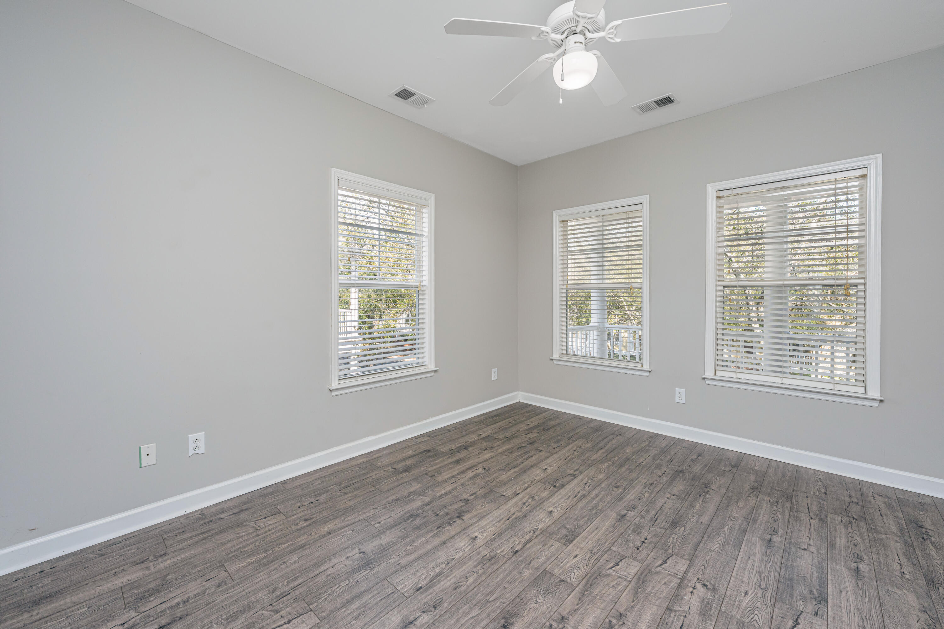 3004 Treadwell Street Mount Pleasant, SC 29466 - Photo 21 of 66 3004TreadwellSt028