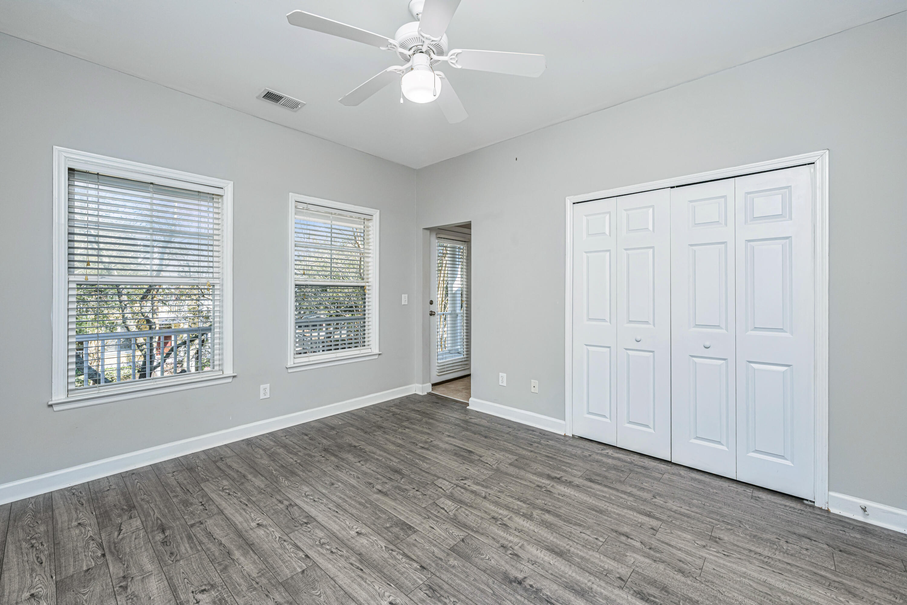 3004 Treadwell Street Mount Pleasant, SC 29466 - Photo 22 of 66 3004TreadwellSt029