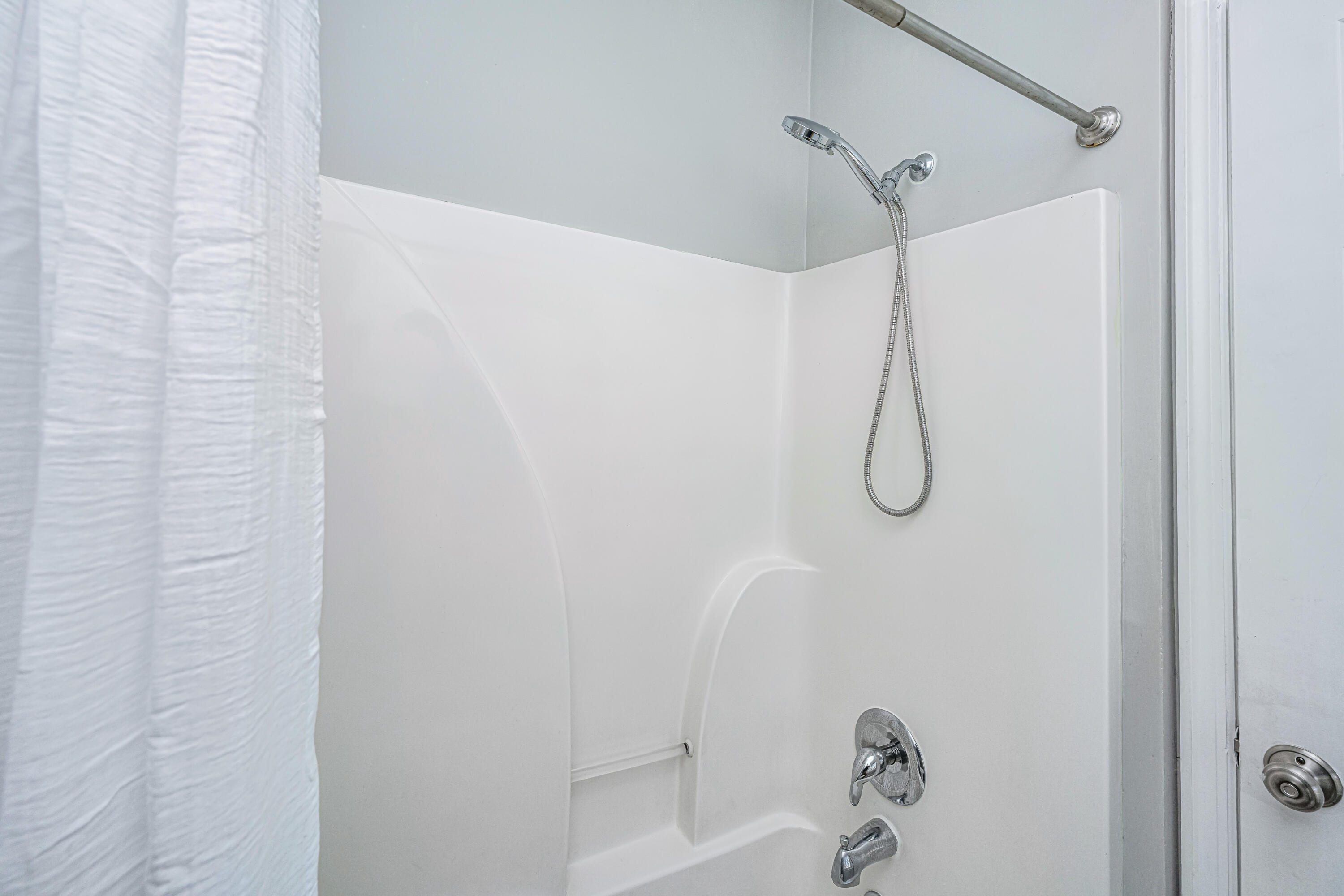 3004 Treadwell Street Mount Pleasant, SC 29466 - Photo 25 of 66 3004TreadwellSt032