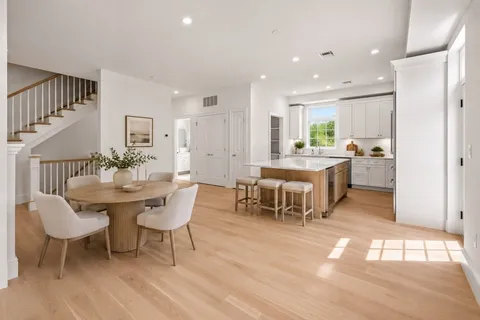 $1,999,000 | 64 Pleasant Street, Unit B, Marblehead, MA 01945
