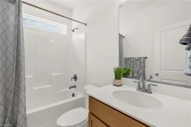 $399,900 | 301 Beeson Court, Clemmons, NC 27012