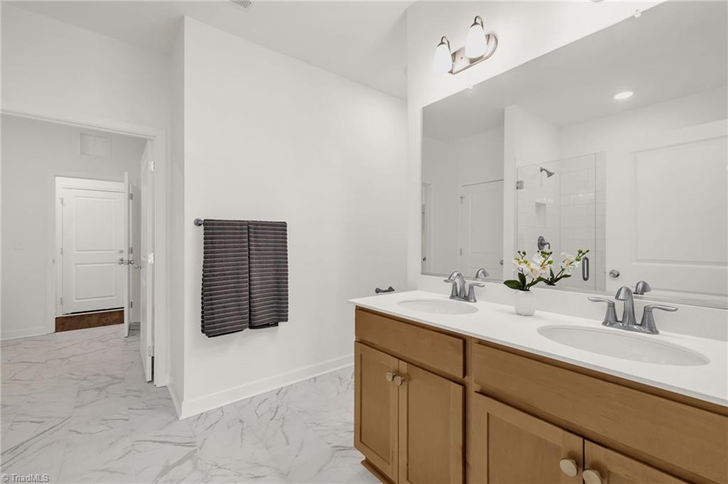 301 Beeson Court Clemmons, NC 27012 - Photo 19 of 32