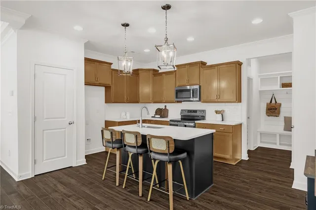 $399,900 | 301 Beeson Court, Clemmons, NC 27012