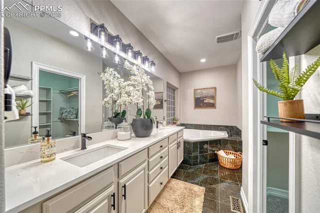 $1,225,000 | 16915 Cherry Crossing Drive, Colorado Springs, CO 80921