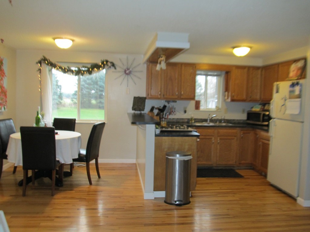 2792 East Millbrook Road Mount Pleasant, MI 48858 - Photo 7 of 41 1825933-6.JPG
