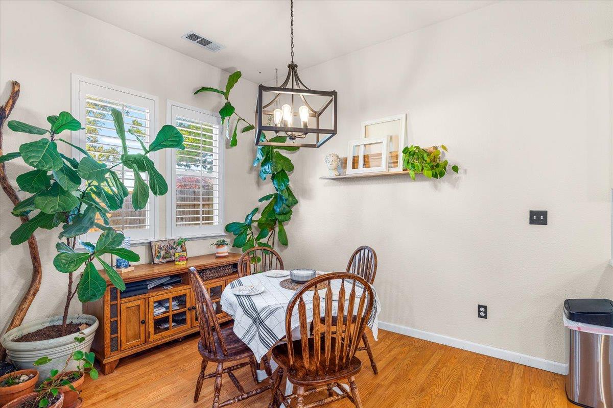 623 John Roos Drive Ripon, CA 95366 - Photo 12 of 37