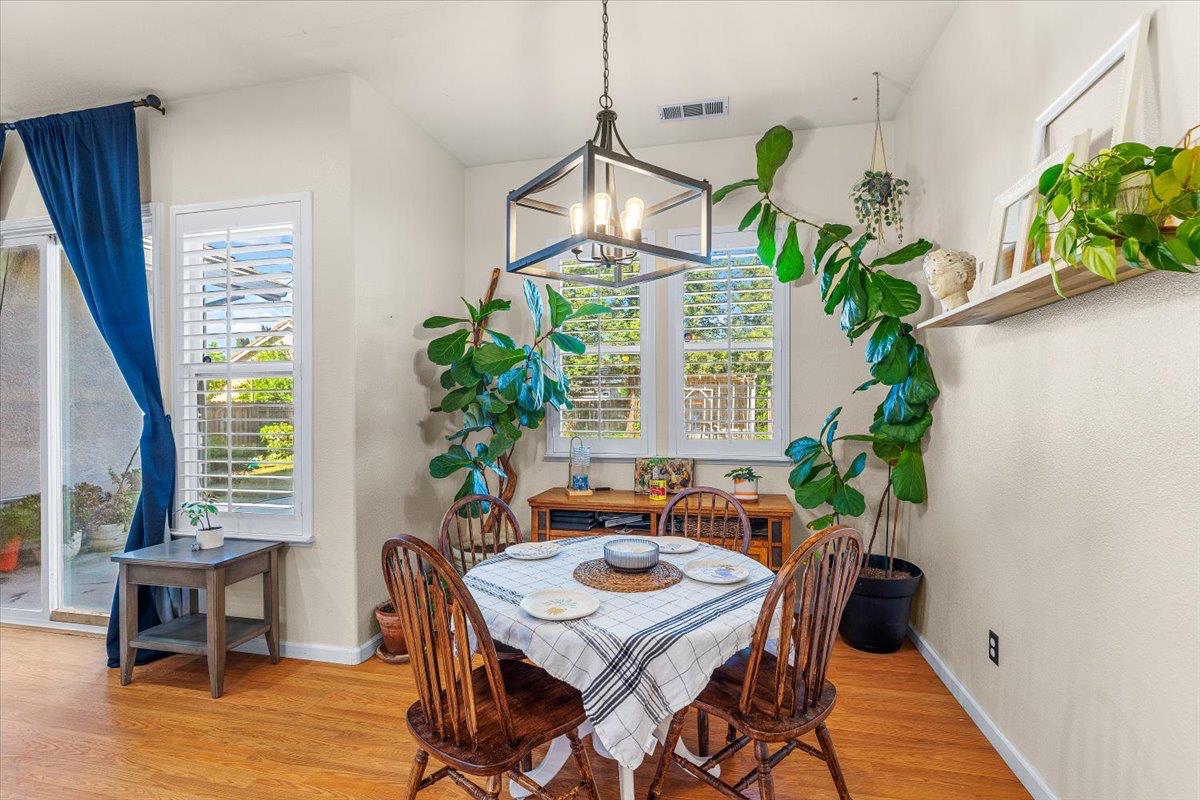 623 John Roos Drive Ripon, CA 95366 - Photo 13 of 37