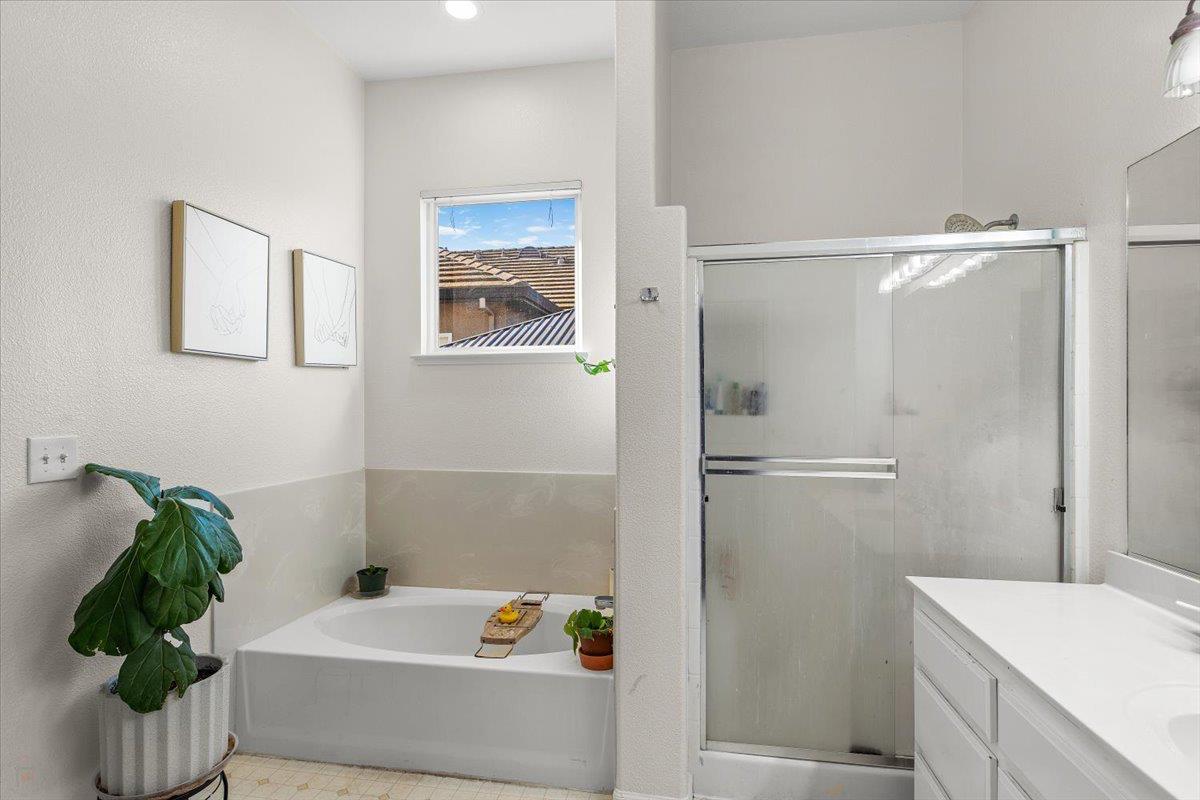 623 John Roos Drive Ripon, CA 95366 - Photo 25 of 37