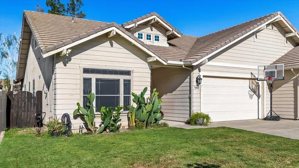 $520,000 | 623 John Roos Drive, Ripon, CA 95366