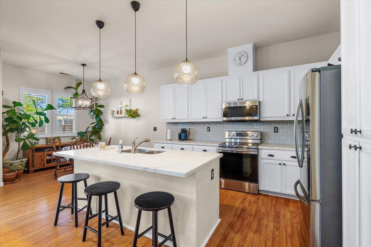 623 John Roos Drive Ripon, CA 95366 - Photo 10 of 37