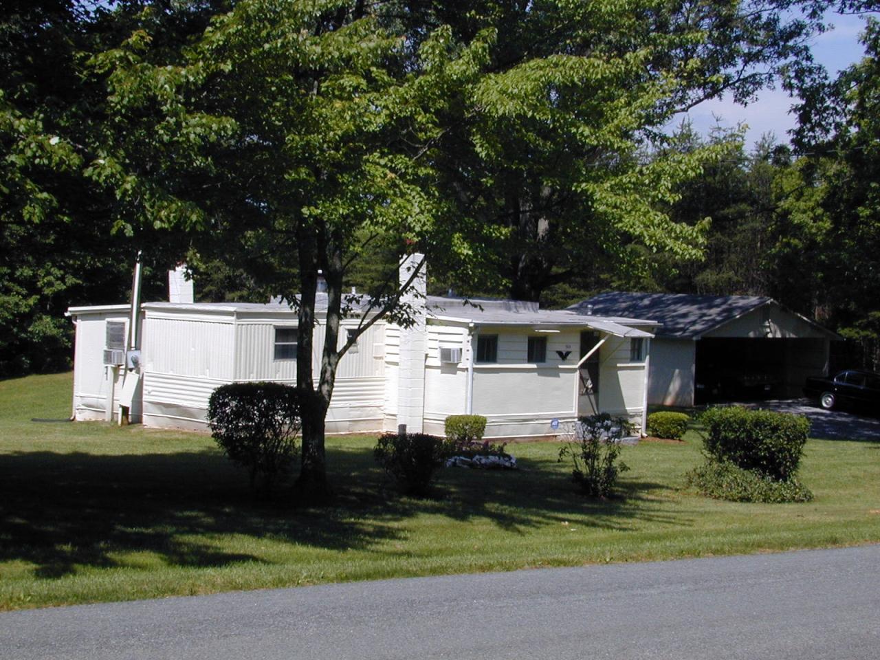 6641 Toshes Road Pittsville, VA 24139 - Photo 1 of 14 Akers Home
