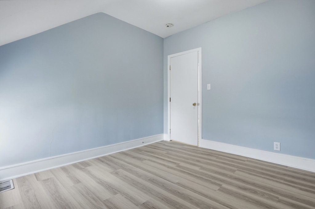 25 Palmer Street Fall River, MA 02724 - Photo 17 of 25