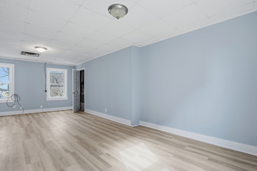 25 Palmer Street Fall River, MA 02724 - Photo 4 of 25