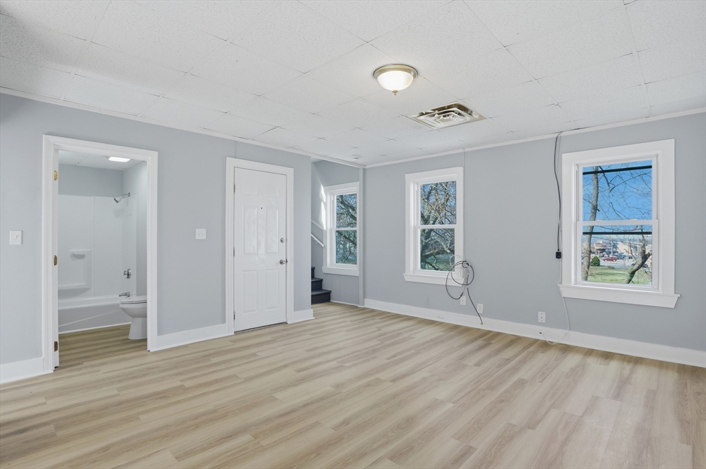 25 Palmer Street Fall River, MA 02724 - Photo 6 of 25