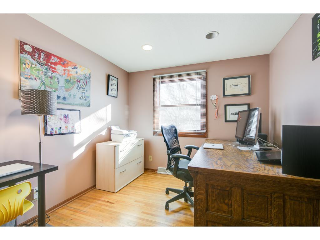 5148 Westmill Road Minnetonka, MN 55345 - Photo 17 of 24 Gallery Image 17