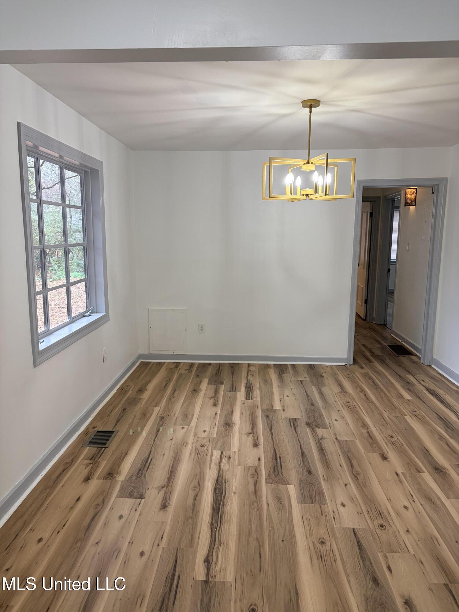 4352 Ridgewood Circle Jackson, MS 39211 - Photo 13 of 32 IMG_0179