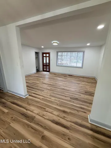 $205,000 | 4352 Ridgewood Circle, Jackson, MS 39211