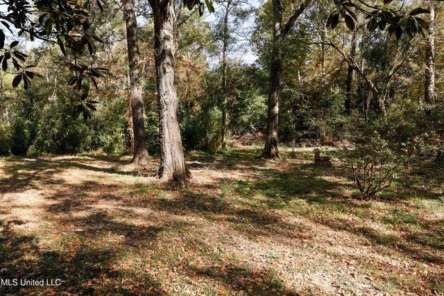 $205,000 | 4352 Ridgewood Circle, Jackson, MS 39211