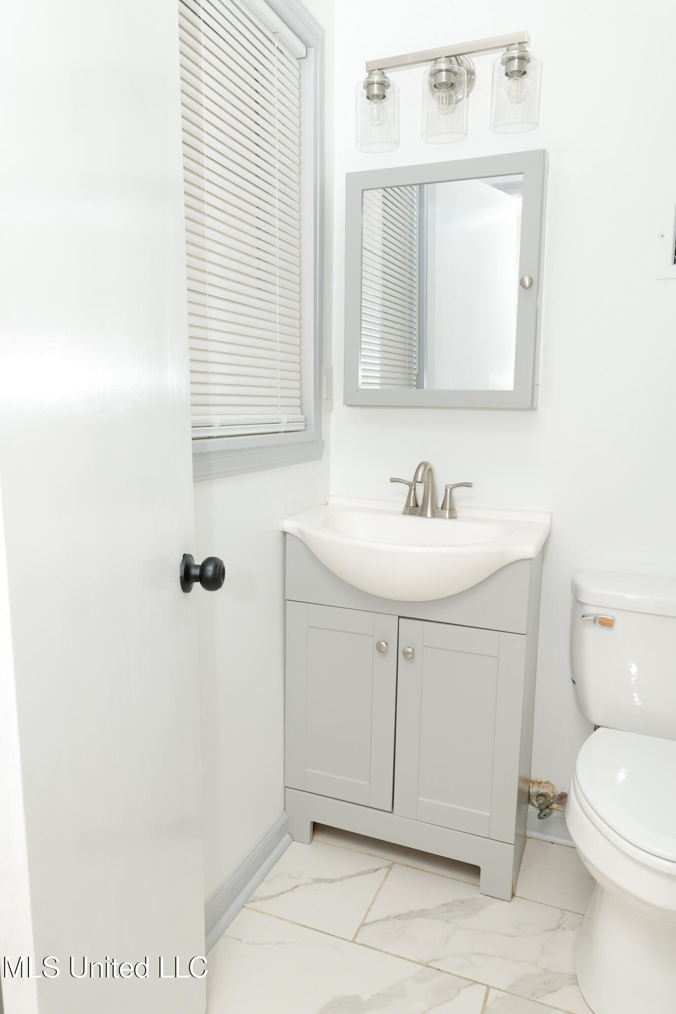 4352 Ridgewood Circle Jackson, MS 39211 - Photo 7 of 32 20-_D8A8130