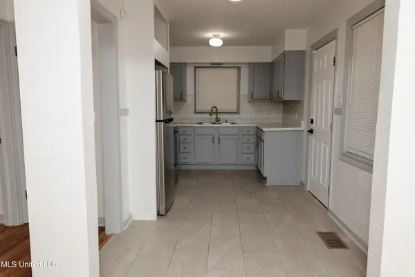 $192,000 | 4352 Ridgewood Circle, Jackson, MS 39211