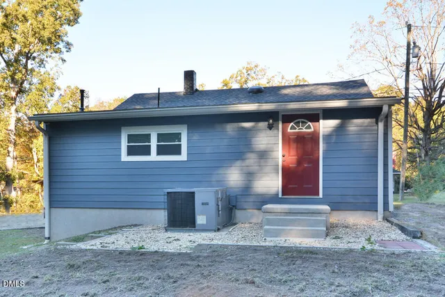 a view of entrance of house