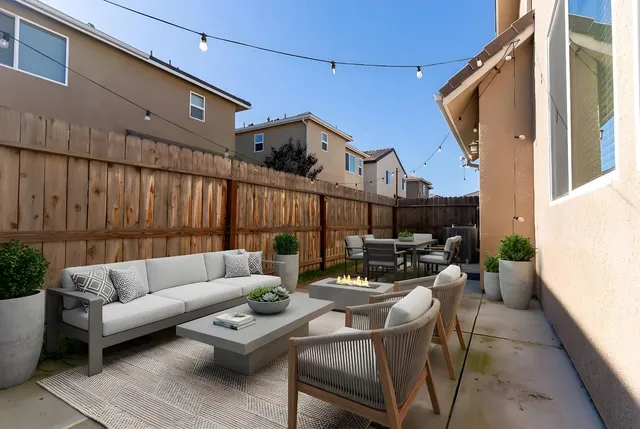 $435,000 | 3742 Longford Way, Clovis, CA 93619