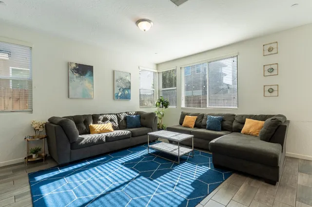 $435,000 | 3742 Longford Way, Clovis, CA 93619