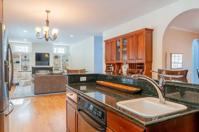 $1,650,000 | 16 Veronica Lane, Falmouth, ME 04105