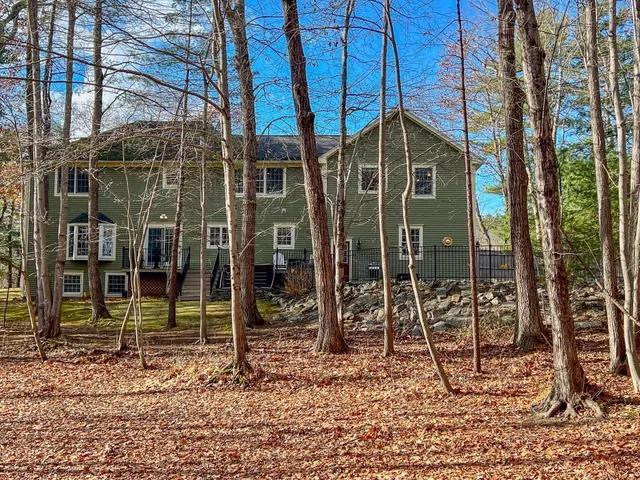 $1,650,000 | 16 Veronica Lane, Falmouth, ME 04105
