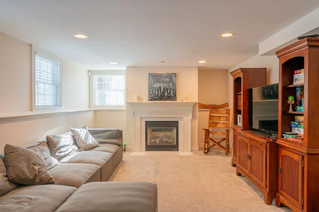 $1,650,000 | 16 Veronica Lane, Falmouth, ME 04105