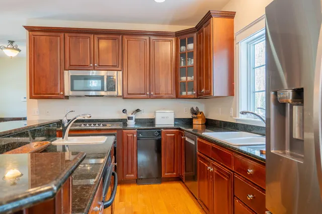 $1,650,000 | 16 Veronica Lane, Falmouth, ME 04105