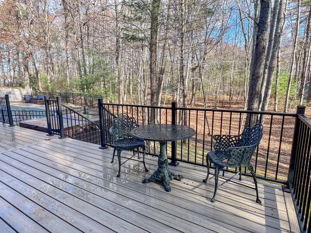 $1,650,000 | 16 Veronica Lane, Falmouth, ME 04105