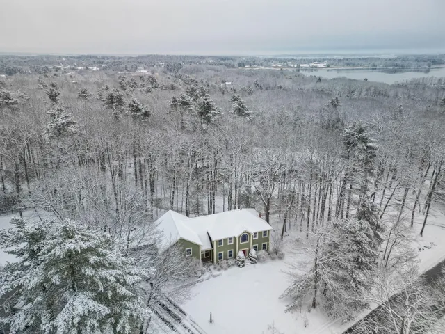 $1,650,000 | 16 Veronica Lane, Falmouth, ME 04105