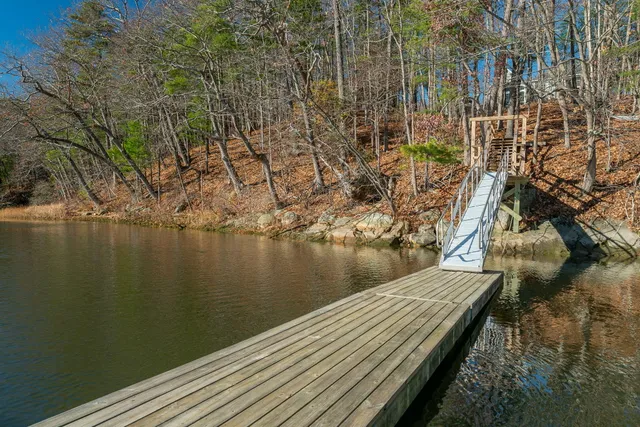 $1,650,000 | 16 Veronica Lane, Falmouth, ME 04105