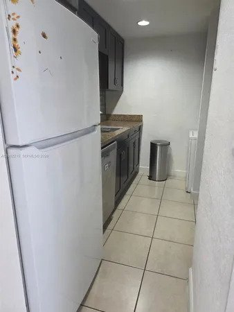 $2,200 | 5055 Northwest 7th Street, Unit 602, Miami, FL 33126