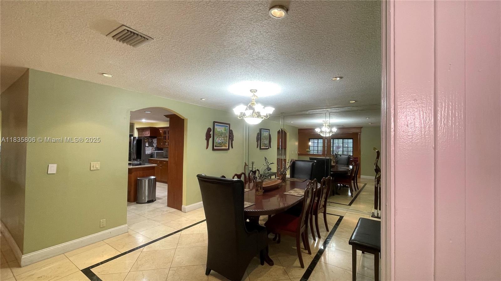 15131 Whetstone Way Southwest Ranches, FL 33331 - Photo 15 of 55 Gallery Image 15