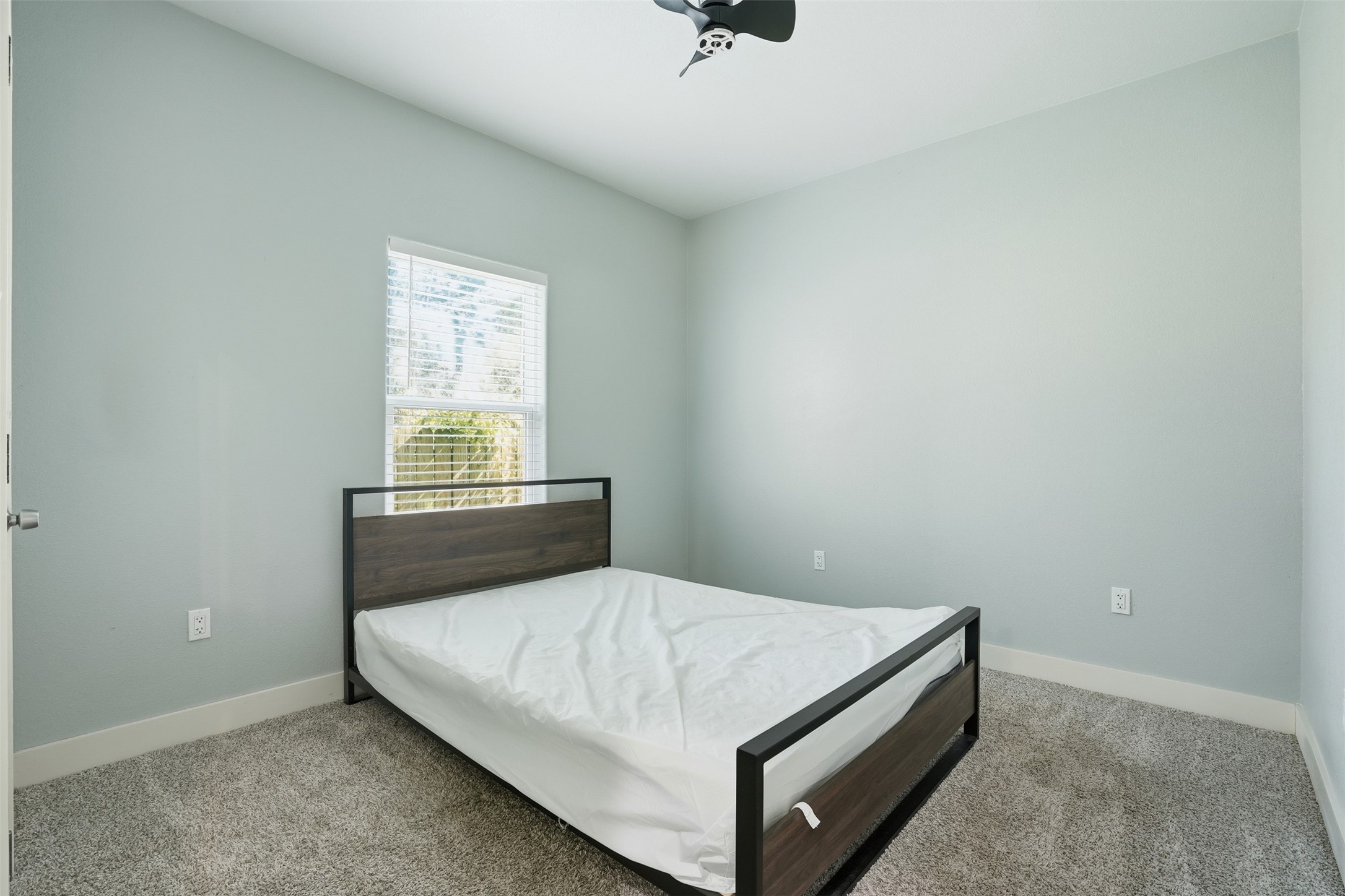 9319 Seeker Street Houston, TX 77028 - Photo 9 of 23