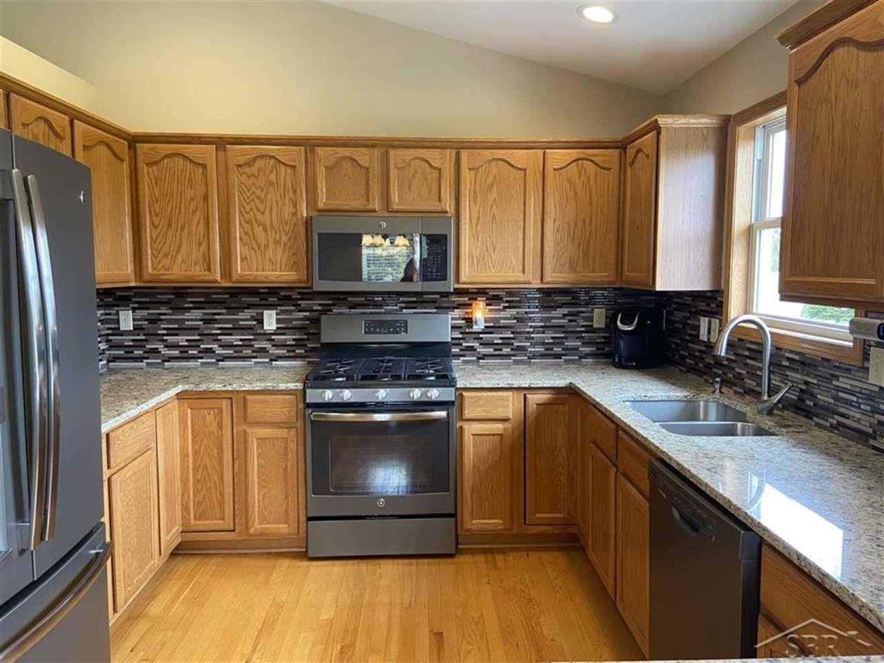 3718 North Gleaner Road Freeland, MI 48623 - Photo 17 of 69 50011078-16.JPG