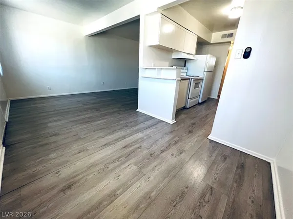 $850 | 3772 Royal Crest Street, Unit 19, Las Vegas, NV 89119