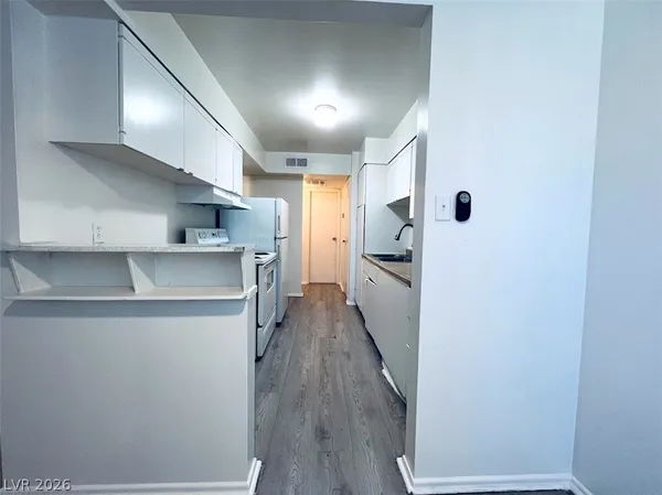 $850 | 3772 Royal Crest Street, Unit 19, Las Vegas, NV 89119