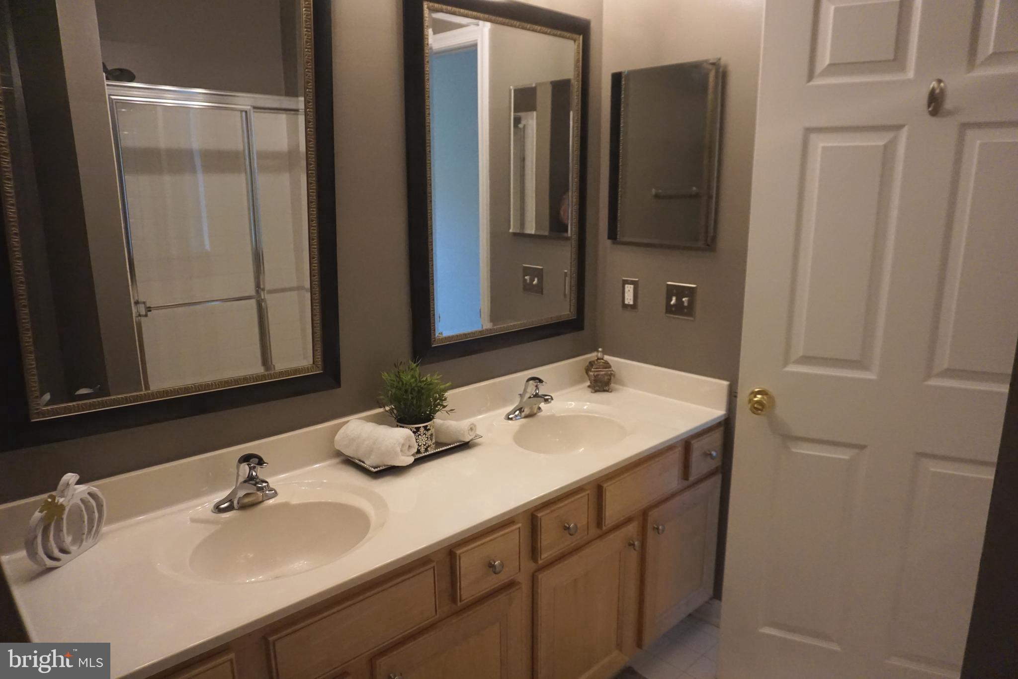 1670 Mohegan Drive, Unit A Havre de Grace, MD 21078 - Photo 24 of 44 PRIMARY ENSUITE BATH