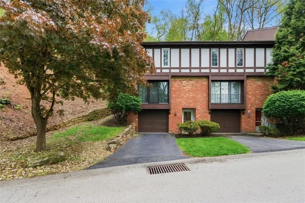 $274,900 | 201 Woodbridge Drive, Pittsburgh, PA 15237