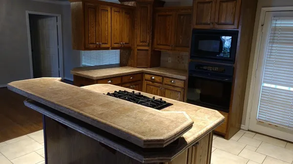 $1,900 | 3015 32nd Street, Lubbock, TX 79410