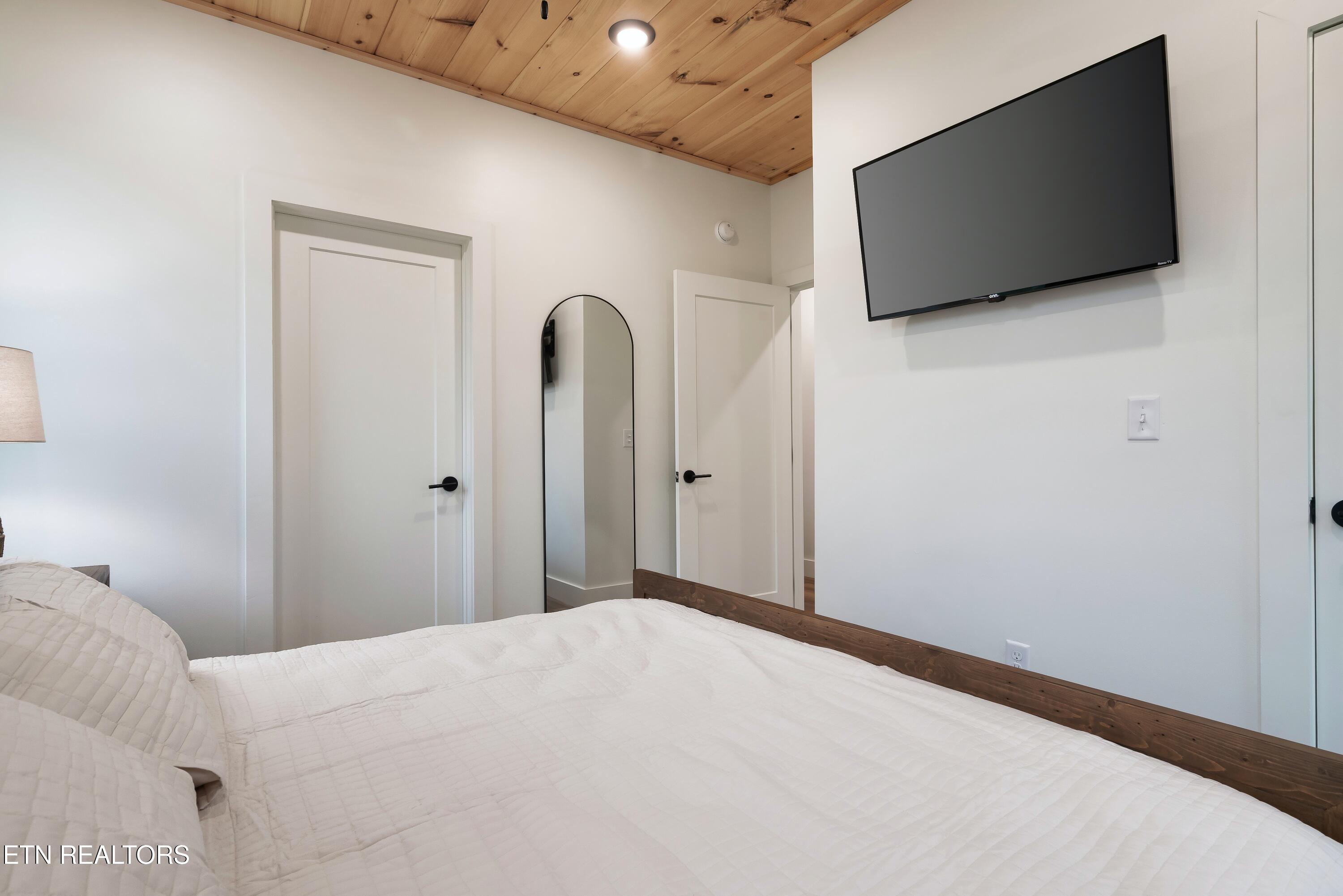 1226 Reedmont Way Sevierville, TN 37876 - Photo 17 of 34 1226Rre-17