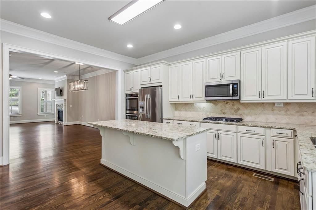 3206 Nobility Way Atlanta, GA 30339 - Photo 14 of 48