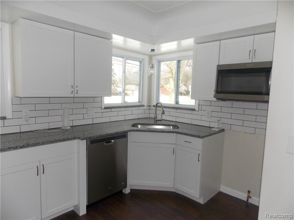 20966 Evergreen Road Southfield, MI 48075 - Photo 19 of 26 DSCN2769.JPG