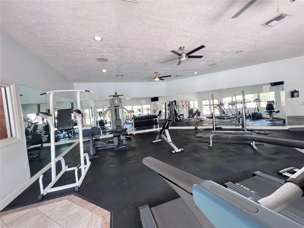4700 Southwest Archer Road, Unit M90 Gainesville, FL 32608 - Photo 29 of 35 a view of a room with gym equipment